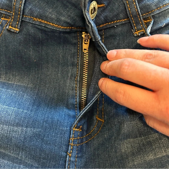 Lucky and Blessed Denim Jeans With Football Patches Size 6 Super Bowl Game Day - Picture 11 of 14